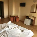 Arkadia Hotel 2*