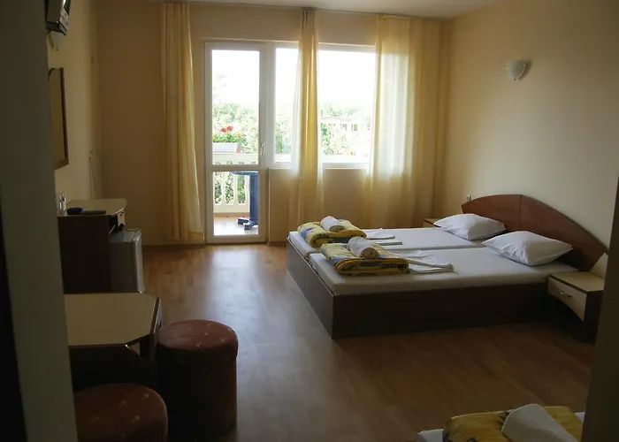 ホテル Arkadia 2*